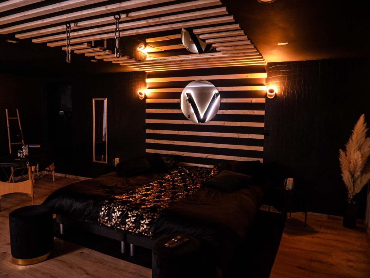 Douceur Du Charme - Love-Room A Charmes Entre Epinal Et Nancy Exterior photo