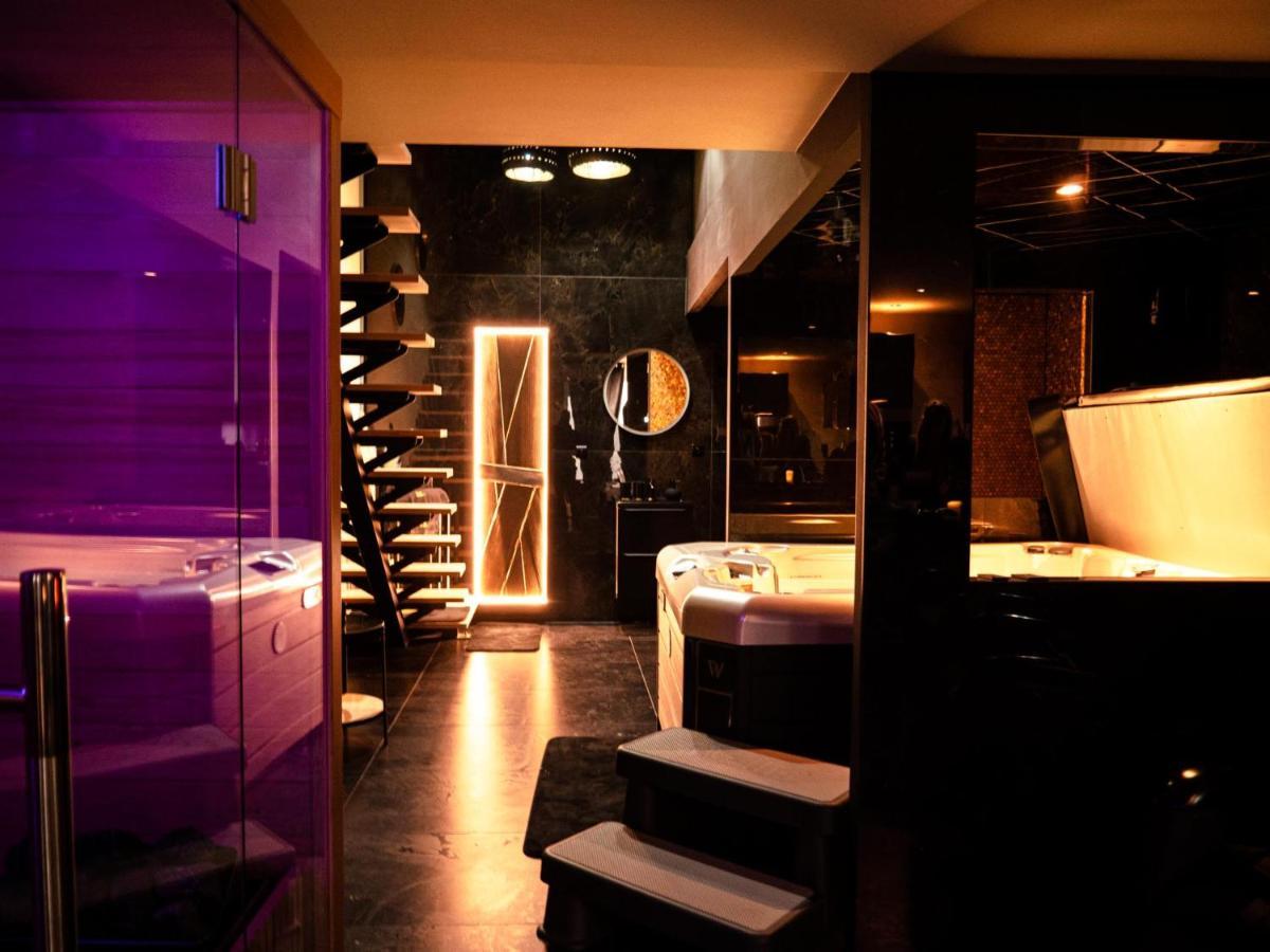 Douceur Du Charme - Love-Room A Charmes Entre Epinal Et Nancy Exterior photo